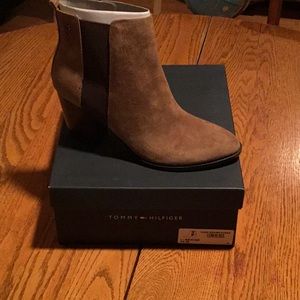 Tommy Hilfiger Shoes - Regise Dark brown suede boots Tommy Hilfiger Tommy Hilfiger Shoes - Regise Dark brown suede boots Tommy Hilfiger